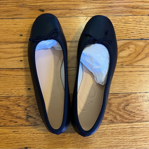 NWT JCrew Zoe Leather Ballet Flats - Navy 5.5 - Picture 6 of 8